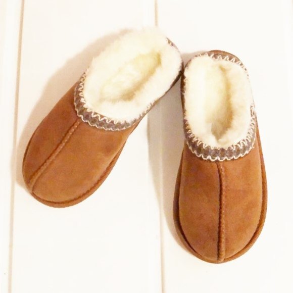 Slippers girls sizes 13M or 1M new Zune man made materials faux fur lined - Picture 2 of 5